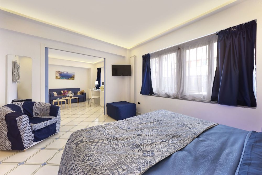 undefined B&B Sorrento Central 3