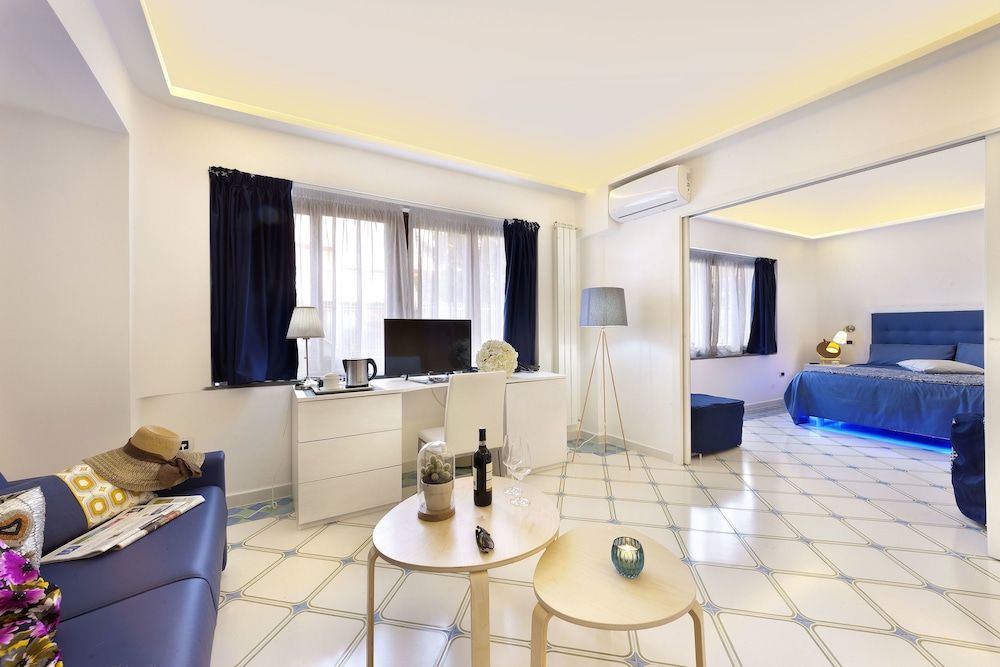 undefined B&B Sorrento Central 8