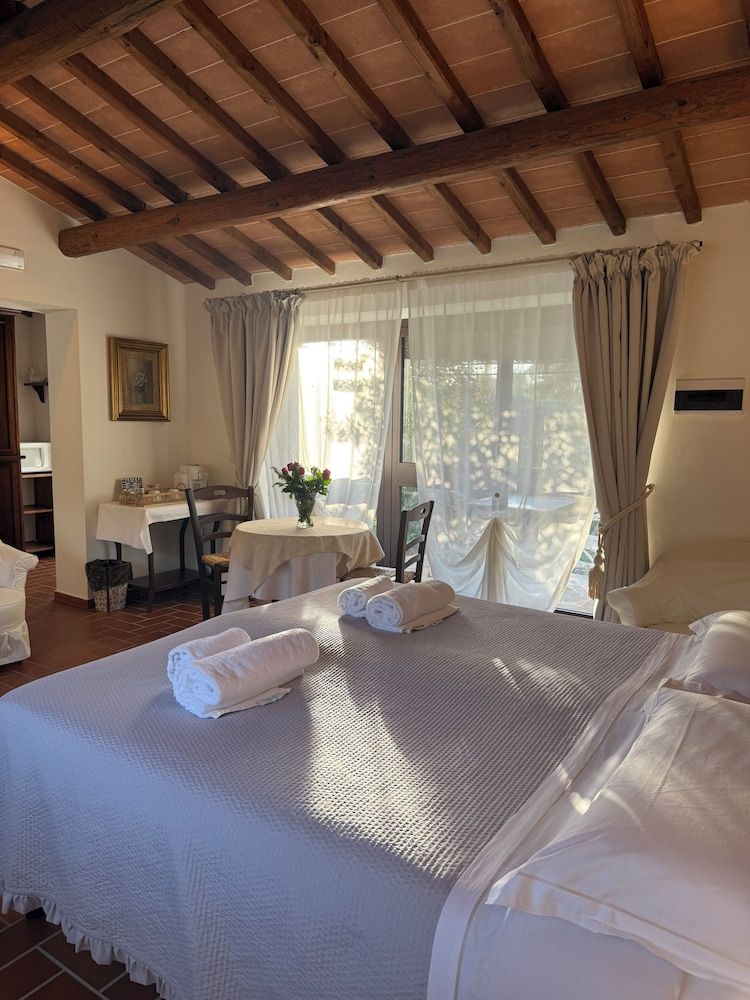 Comfort Studio Suite, 1 Bedroom, Terrace, Hill View