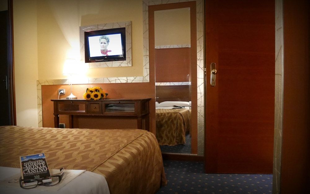 Hotel La Pace Double or Twin Room 4