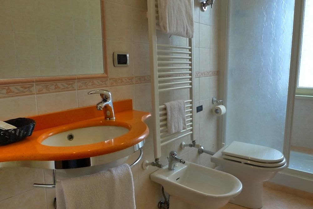 Hotel La Pace Double or Twin Room 7