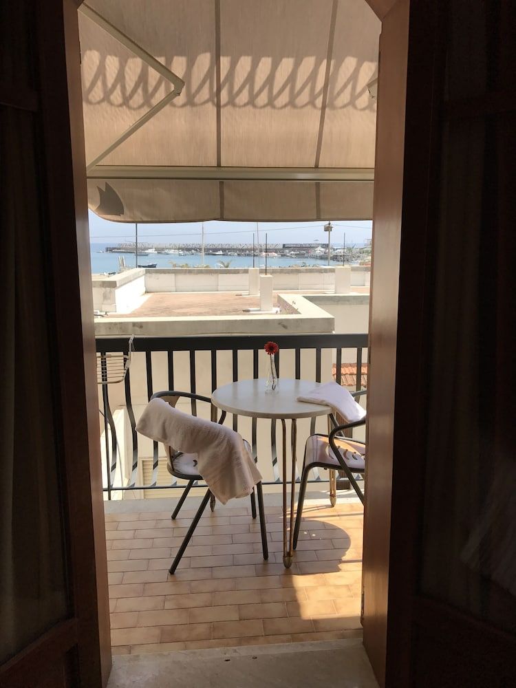 apart hotel Kalaskiso' Classic Double Room, Sea View 2