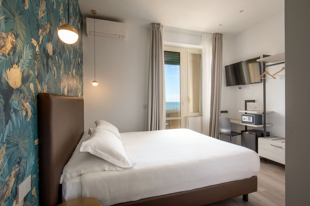 Hotel La Scaletta Double or Twin Room, Sea View 8