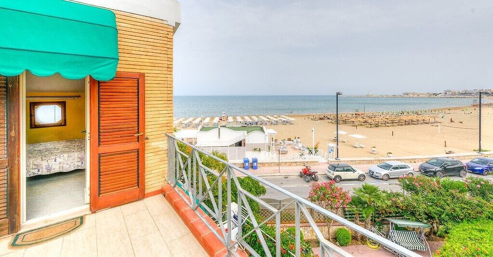 Vela Velo Club Superior Double Room, Sea View 2