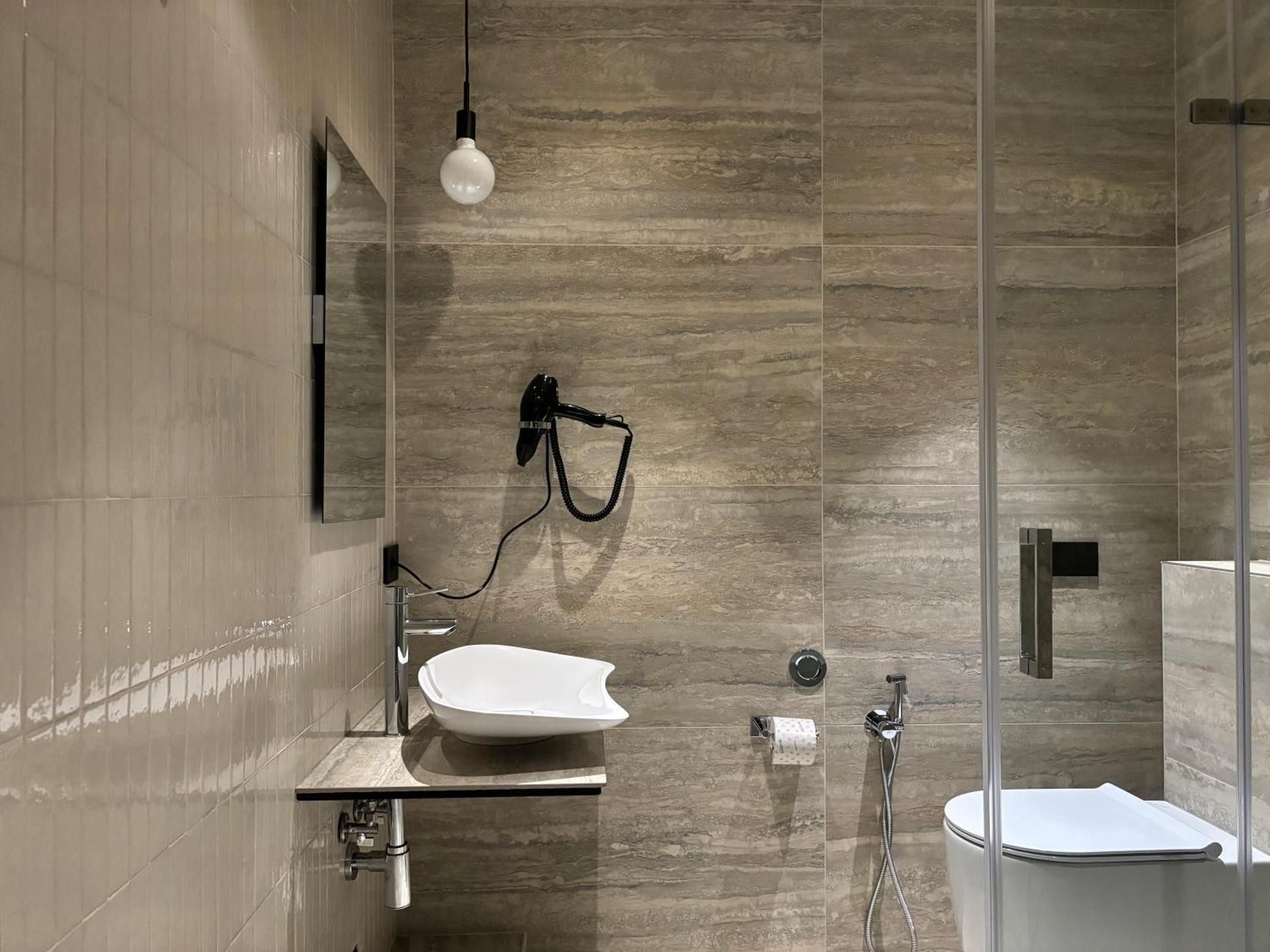 undefined AV Hotel Milano 8