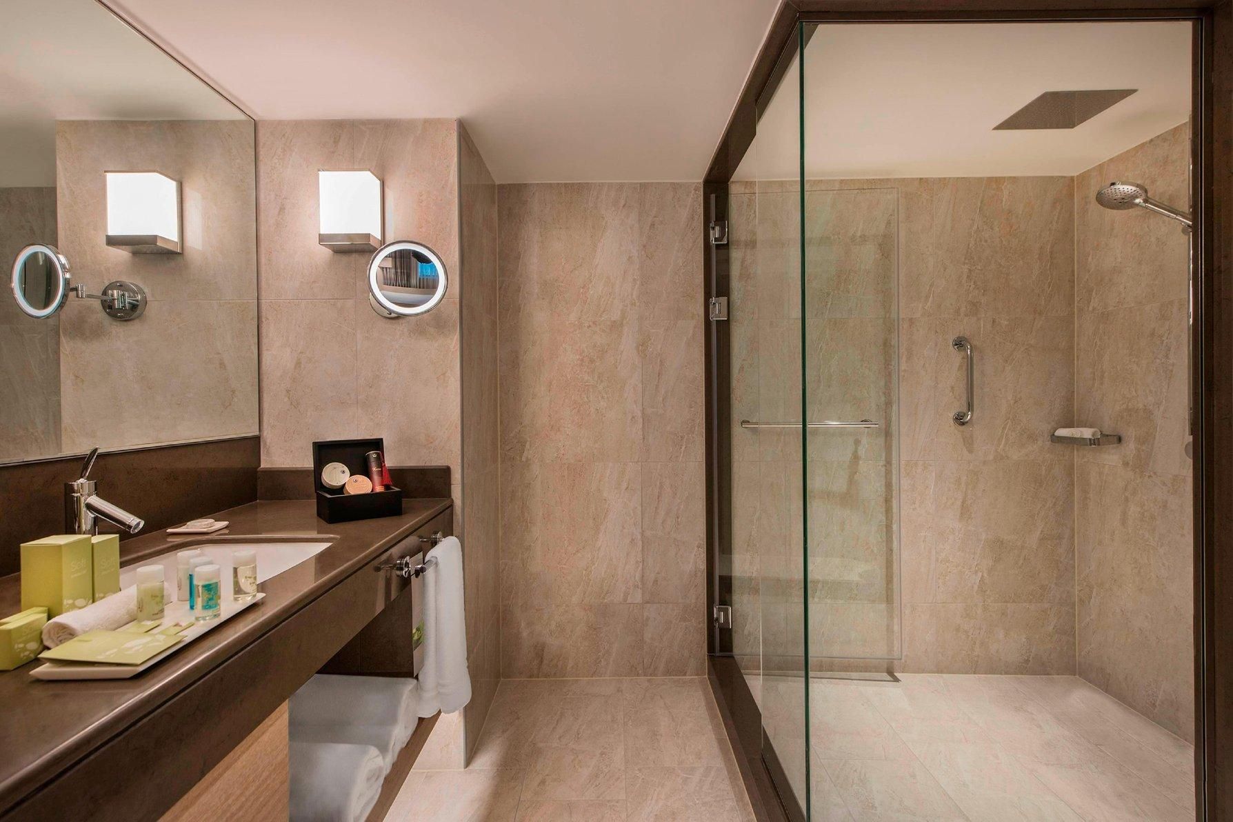Family Suite, 1 Bedroom Suite, 1 King, Park View