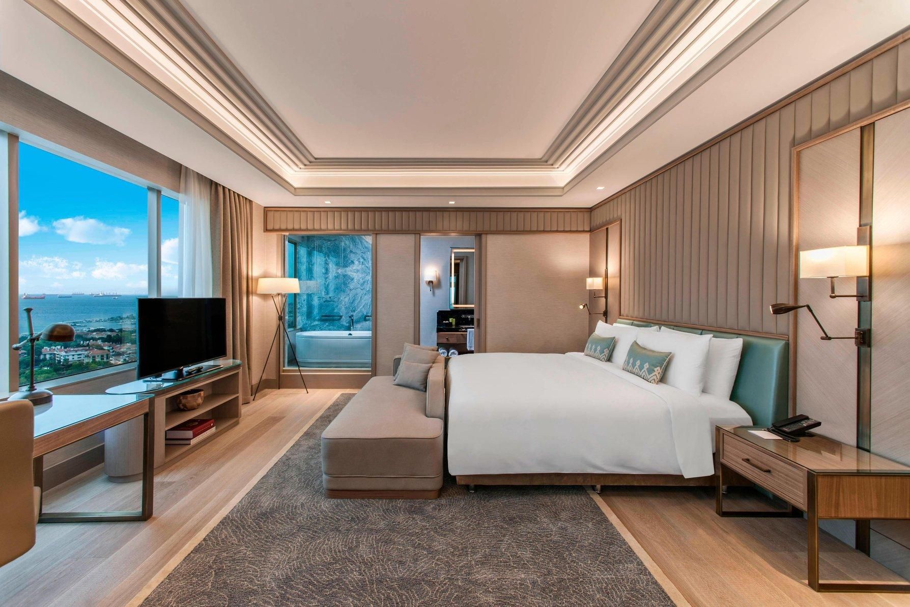 Presidential Suite, Club lounge access, 1 Bedroom Presidential Suite, 1 King, Marmara Sea view