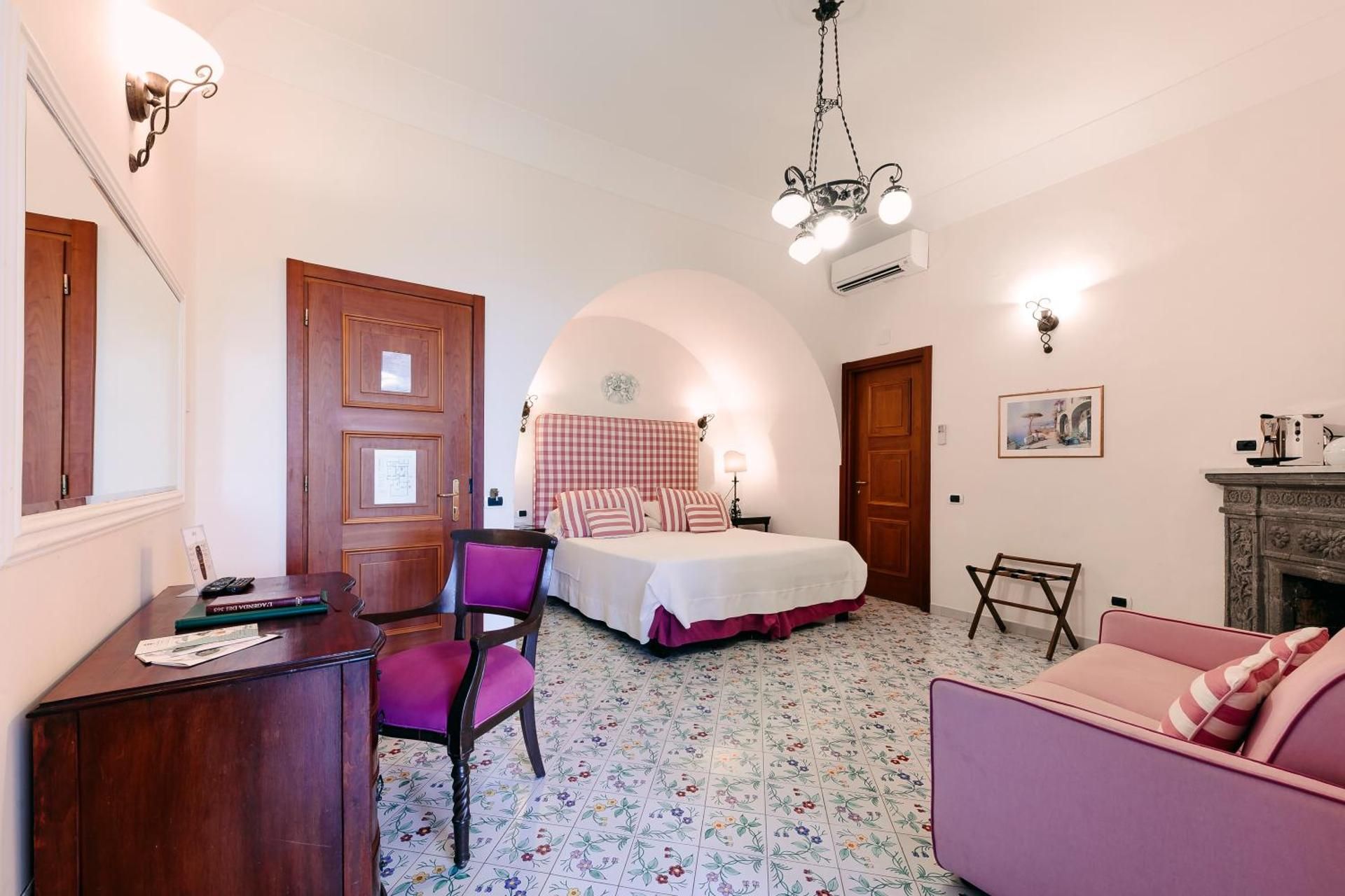 Deluxe Twin Room with Sea View
