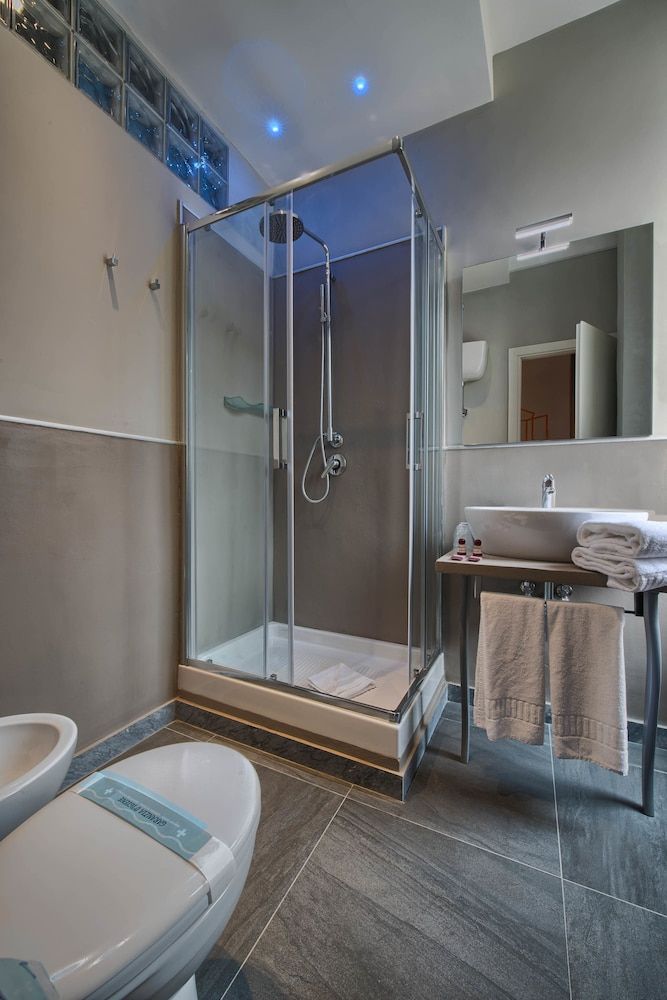 The Pope's Window Double Room 11