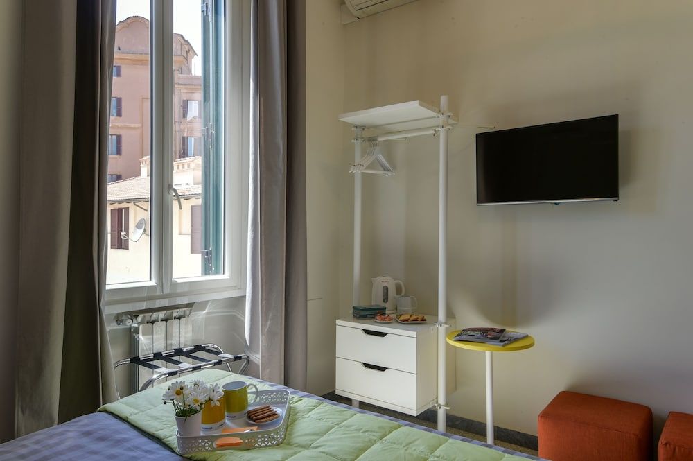 The Pope's Window Double Room 14