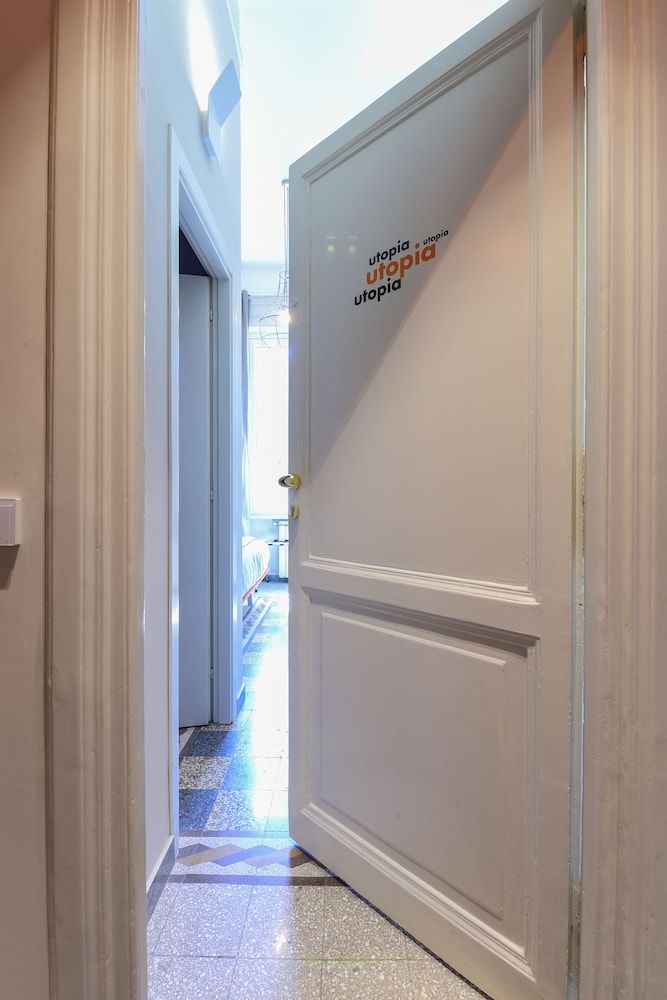 The Pope's Window Double Room 8