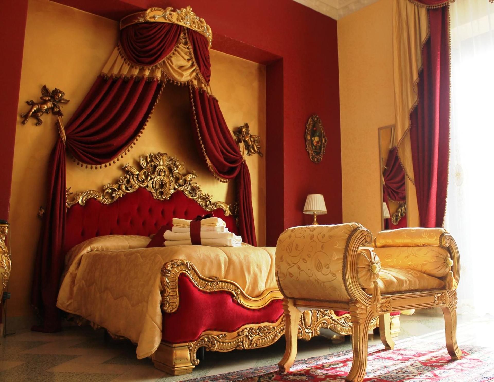 Deluxe Suite with Sea View
