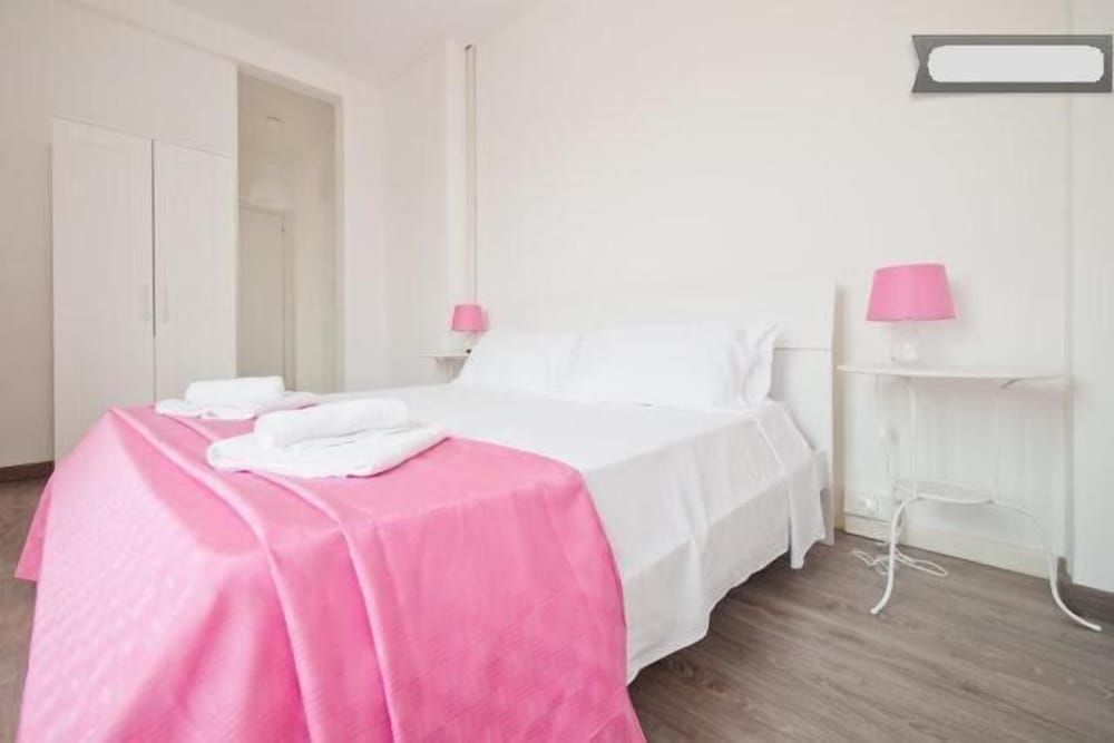 undefined B&B Lost In Rome 10