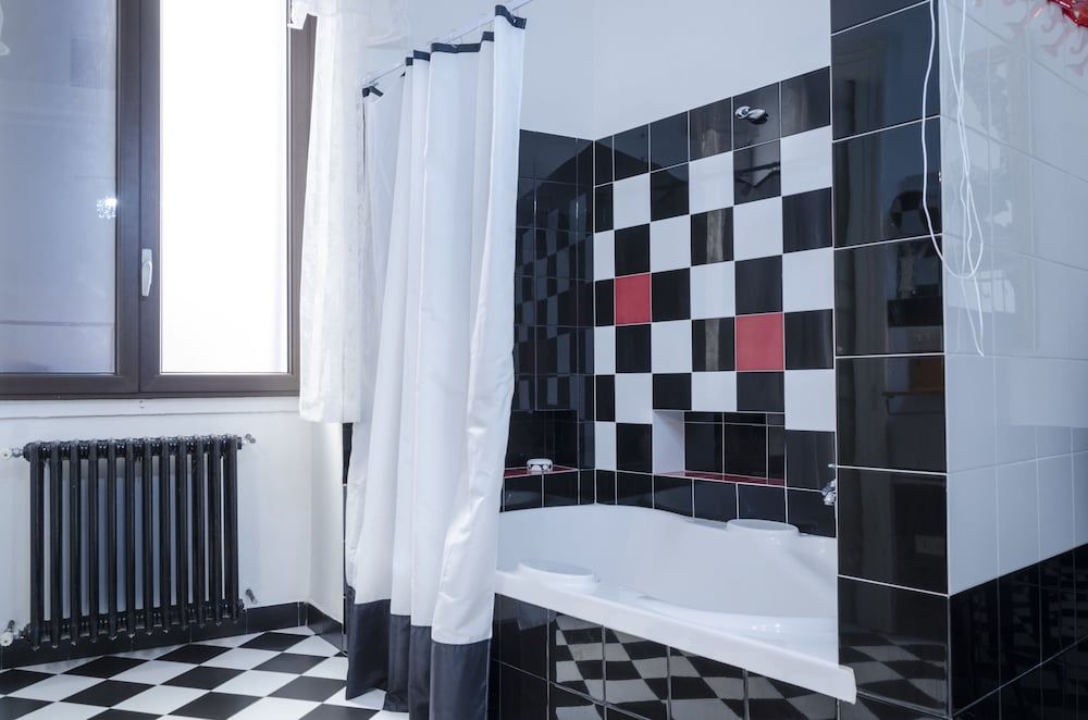 B&B Maria Vittoria and Apartments Royal Apartment, 2 Bedrooms, Accessible, Balcony 3