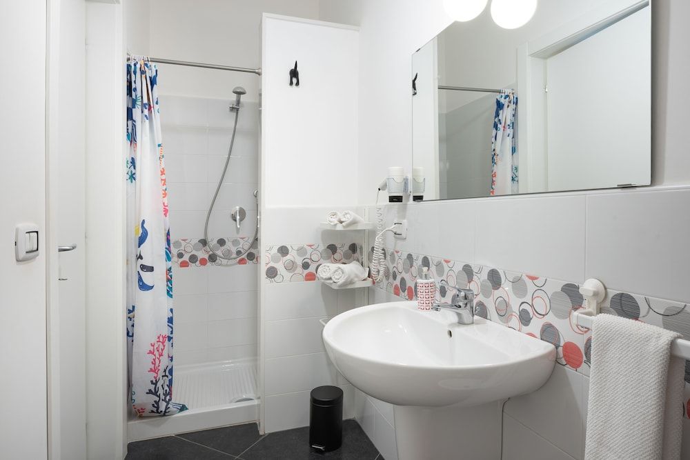 B&B Maria Vittoria and Apartments Standard Double Room 6