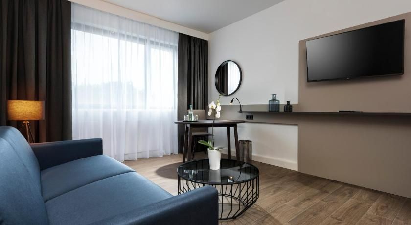 undefined Holiday Inn Berlin City West by IHG 8