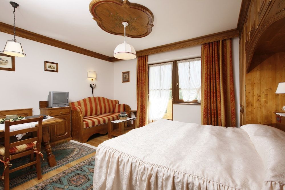 undefined Columbia 4