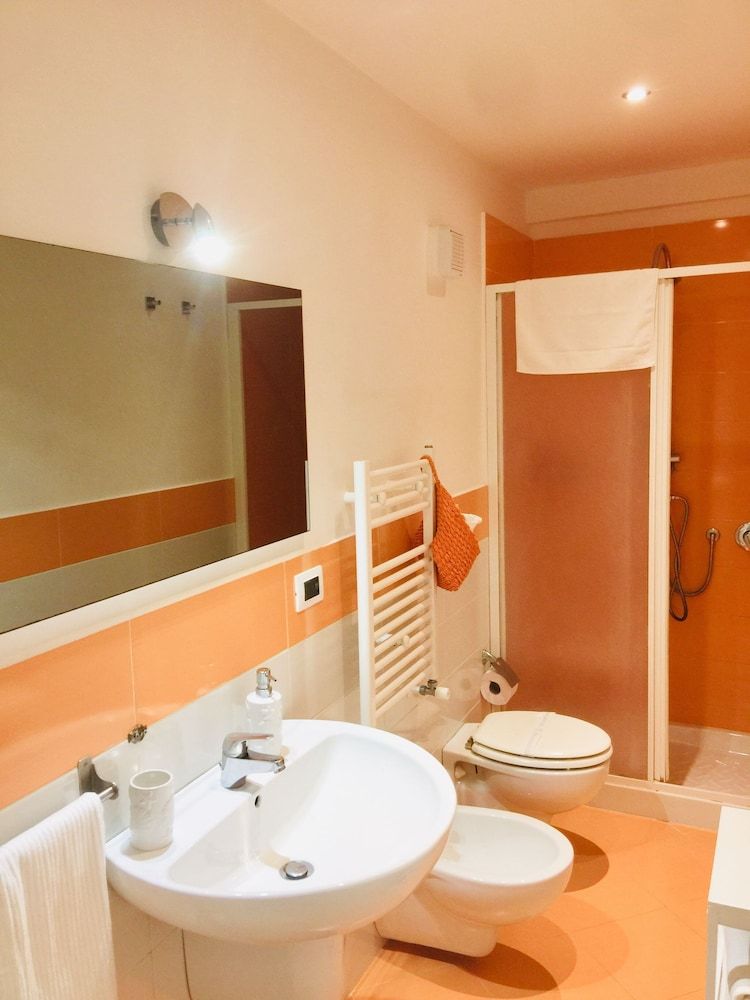 B&B Neapolis Bellini Deluxe Suite, City View 8