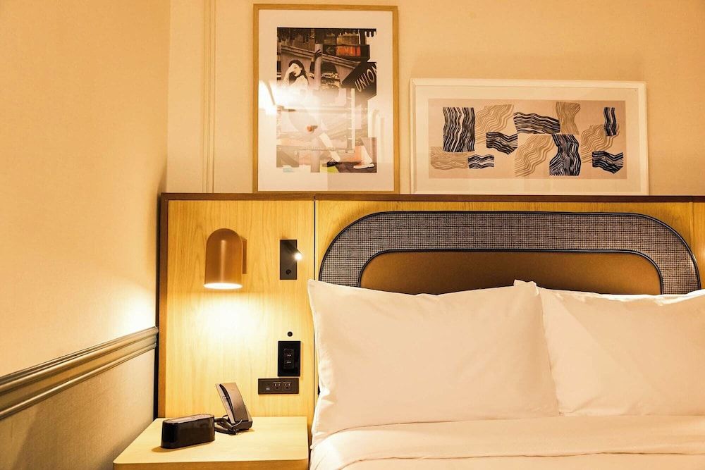 Union Hotel Single Room (Chic Solo Double) 3