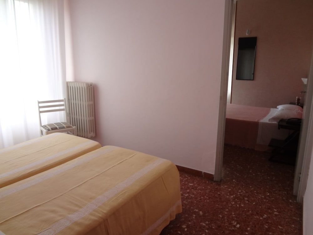 Family Quadruple Room, 2 Bedrooms