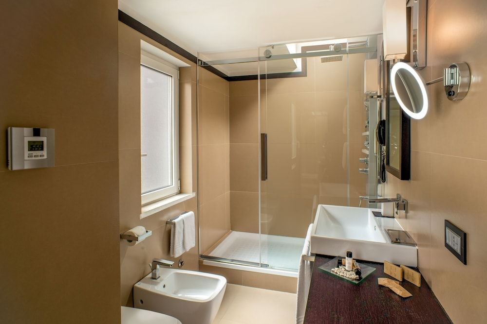 undefined Les Fleurs Luxury House 7