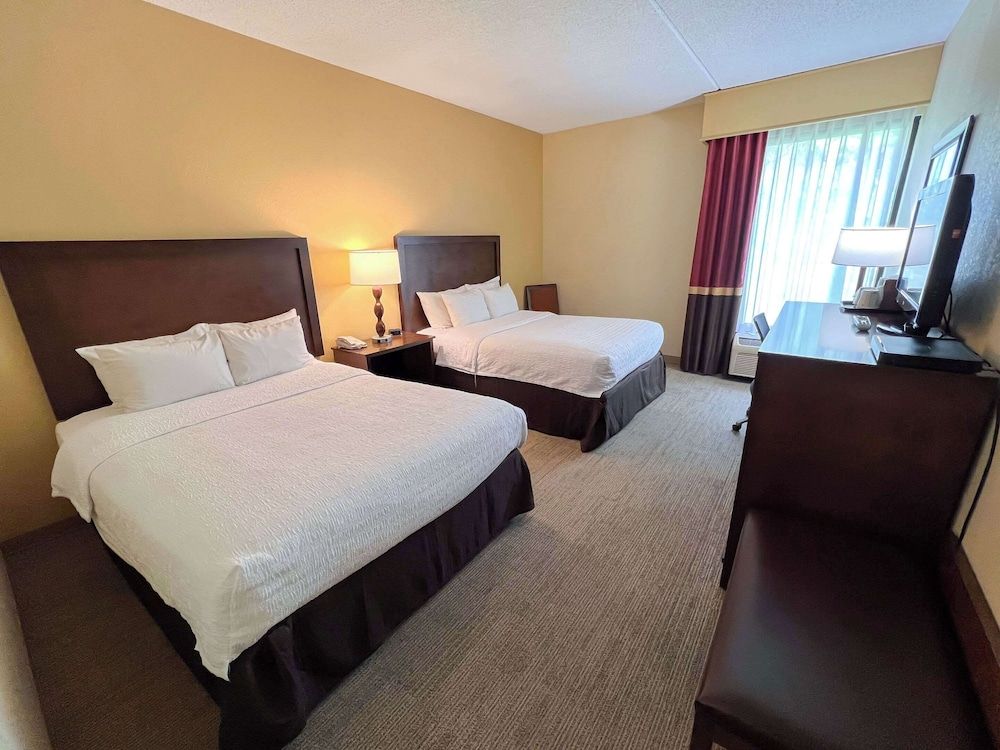 Standard Room, 2 Queen Beds, Non Smoking