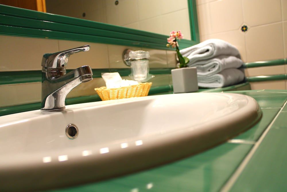 Hotel Villa delle Rose Classic Double or Twin Room 9