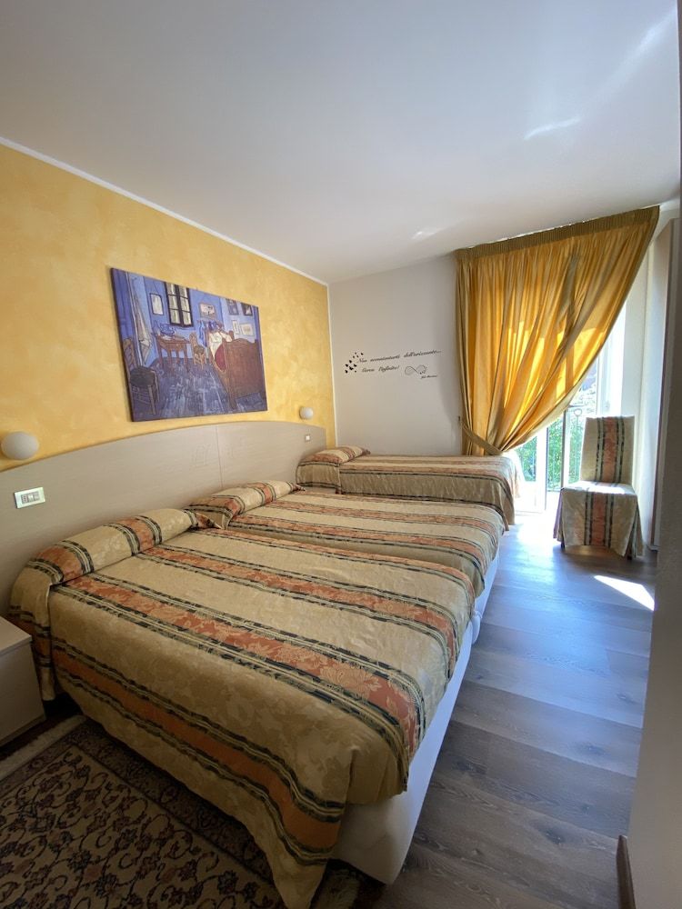 Hotel Centrale Triple Room