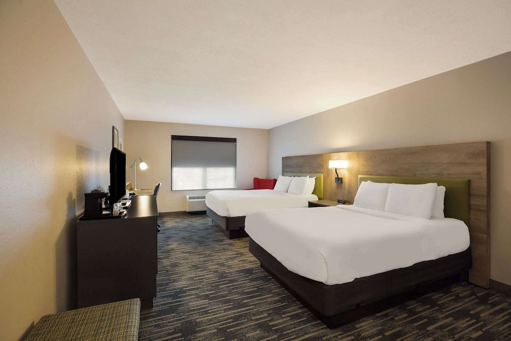 Room, 2 Queen Beds, Non Smoking