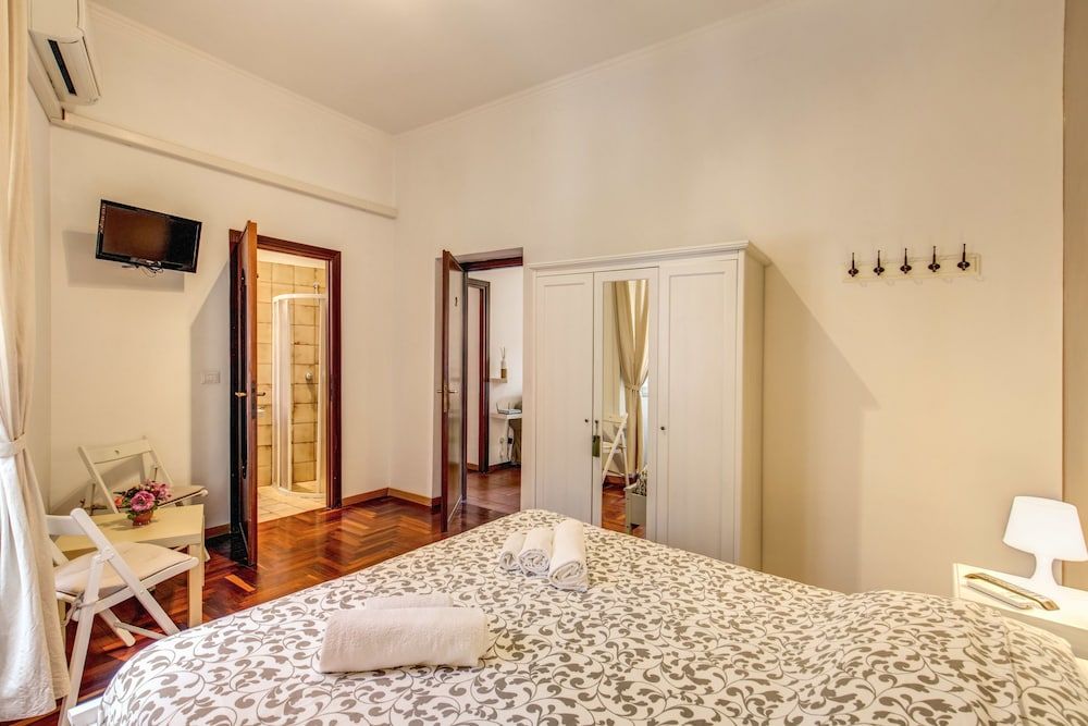 Finally in Rome Apartment, 3 Bedrooms 10