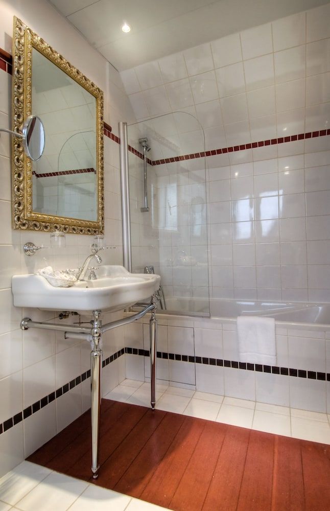 undefined Best Western Premier Trocadero La Tour 8