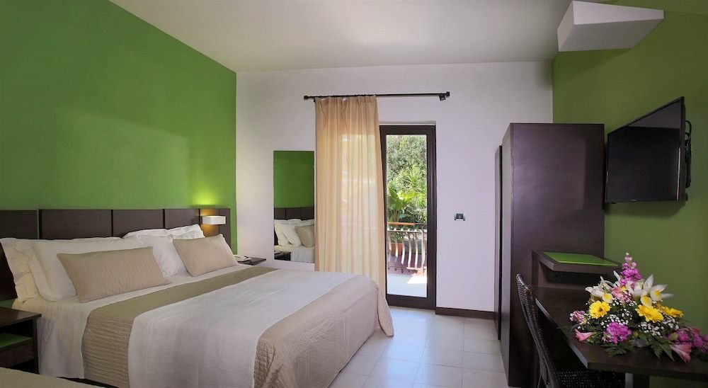 Superior Room, Balcony, Garden Area
