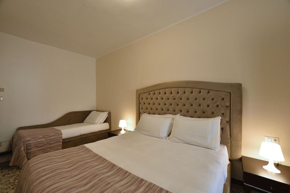 Comfort Triple Room
