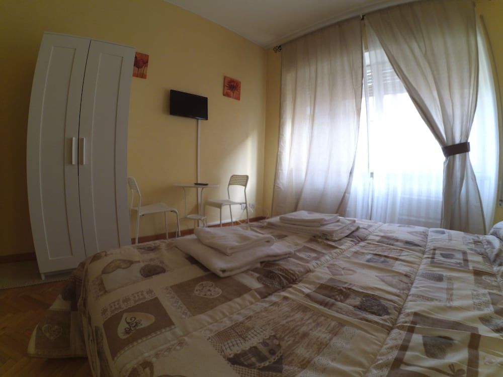 La Stella di Roma B&B Standard Double Room, Private Bathroom (Jetted tub)