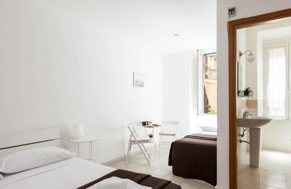 undefined Al Colosseo 8l 9