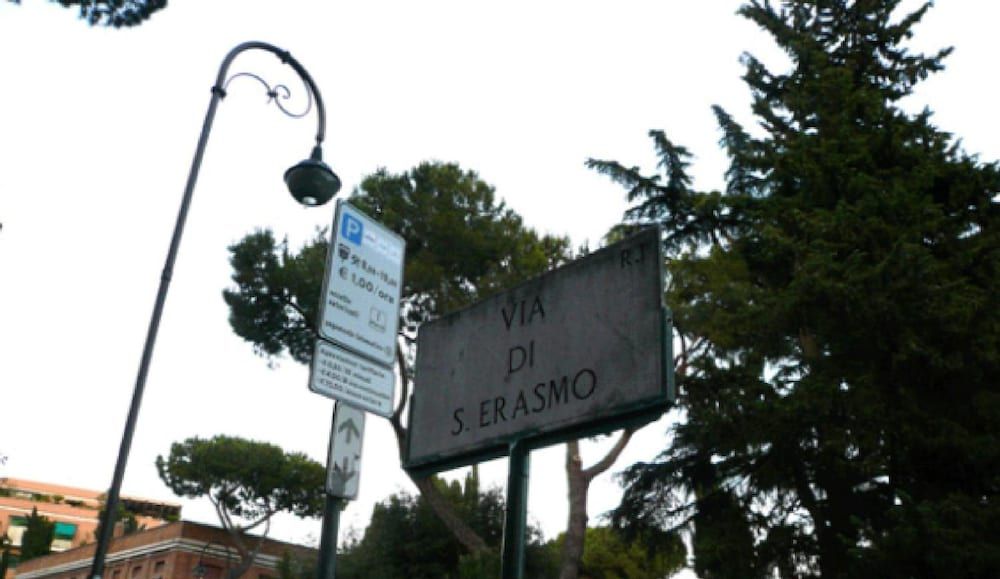 undefined Al Colosseo 8l 6