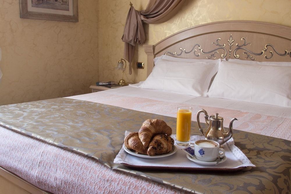 Colomba D'Oro Hotel Double or Twin Room 5