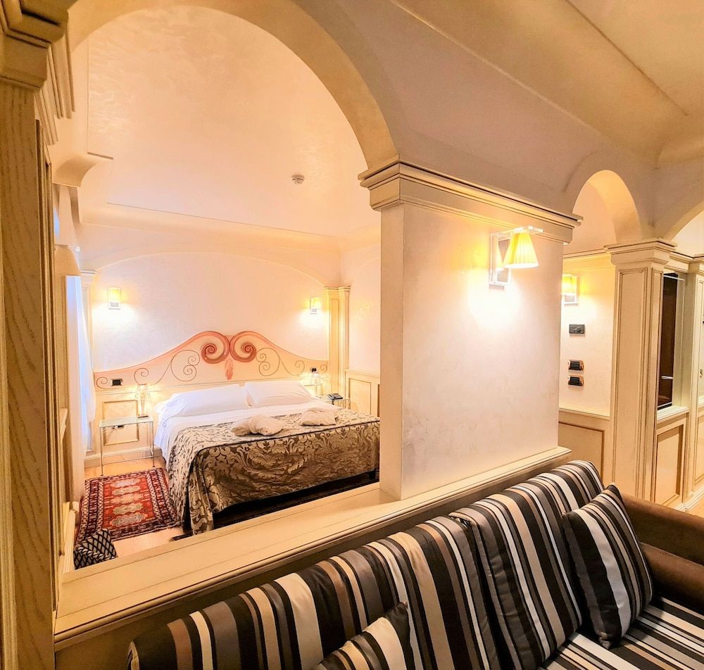 Colomba D'Oro Hotel Superior Double or Twin Room 3