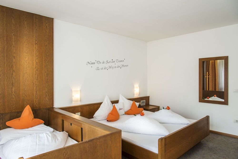 Basic Quadruple Room