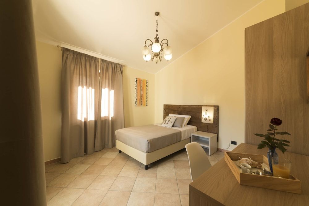 BBuSS Country Club Exclusive Suite, 3 Bedrooms, Terrace, Garden View 4