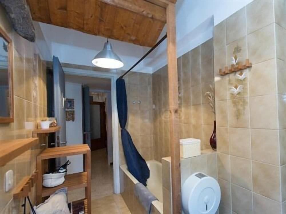 Le Fate Apartments Deluxe Double Room, Ensuite, City View (Borgo Pio) 6