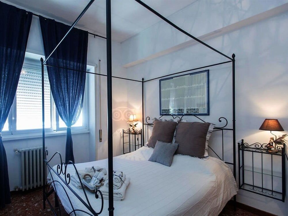 Le Fate Apartments Superior Double Room, Hot Tub, City View (Celio)