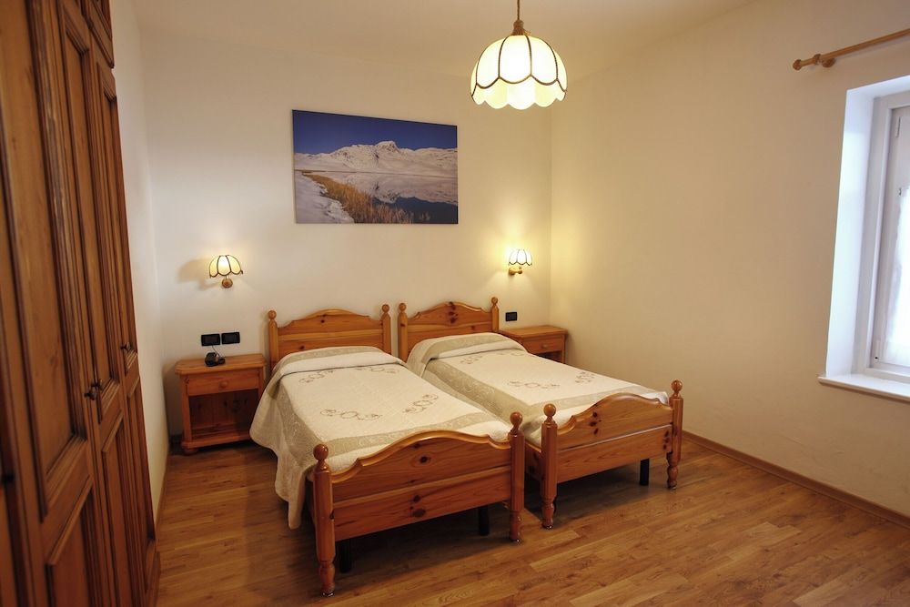 undefined Des Alpes 6