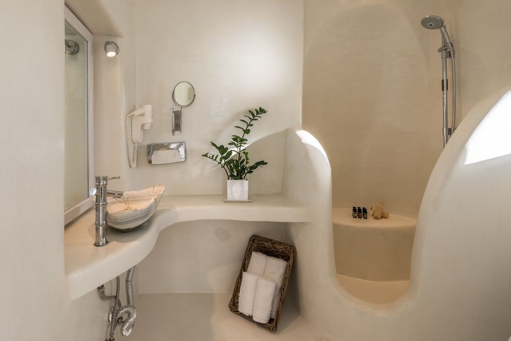 Fanari Villas Santorini Cave Nest Junior Suite, Caldera View *access via numerous steps 5