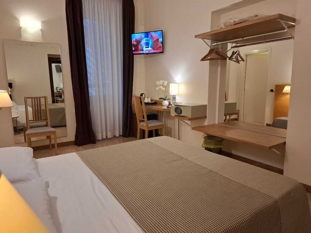 Hotel Principe Eugenio Double Room 5