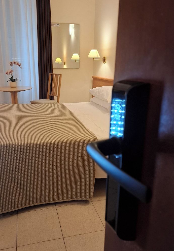 Hotel Principe Eugenio Double Room 13