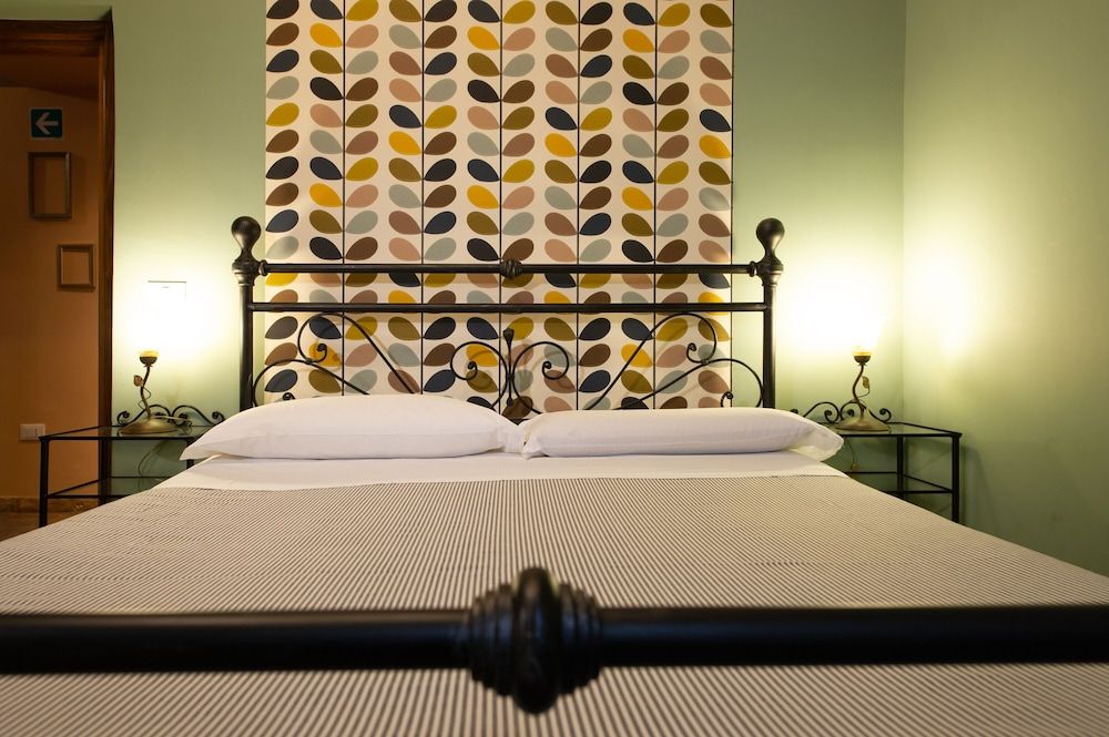 undefined Vaticana Ottaviani 3