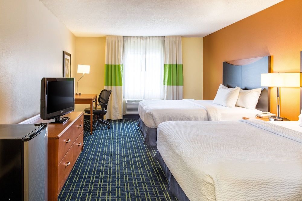 Room, 2 Queen Beds, Non Smoking