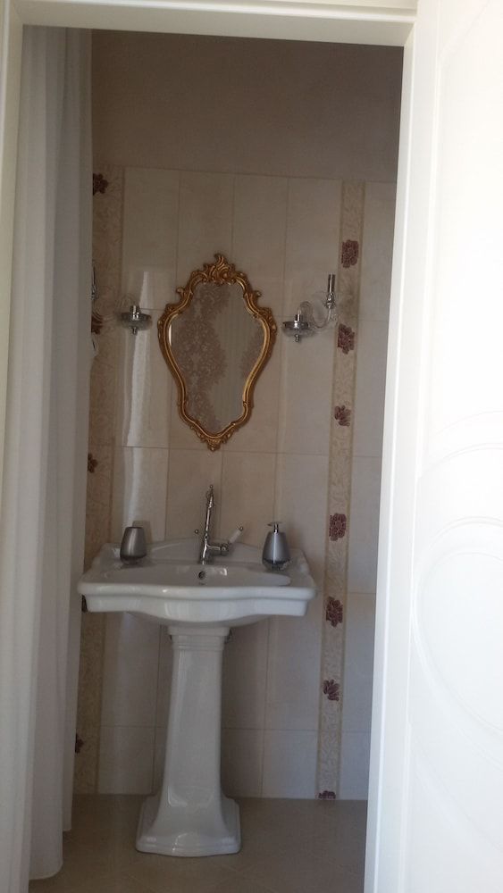 Daphnae House Deluxe Double Room, Terrace (Galatea) 5