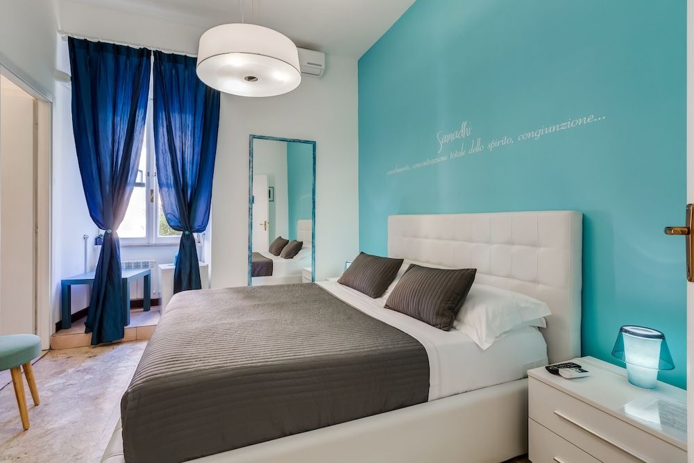 Allegra's House Double or Twin Room 11